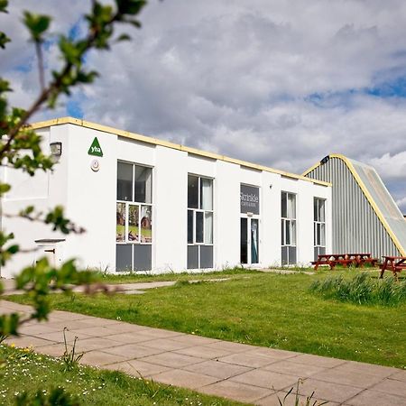 Yha Manorbier Hostel Tenby Exterior photo