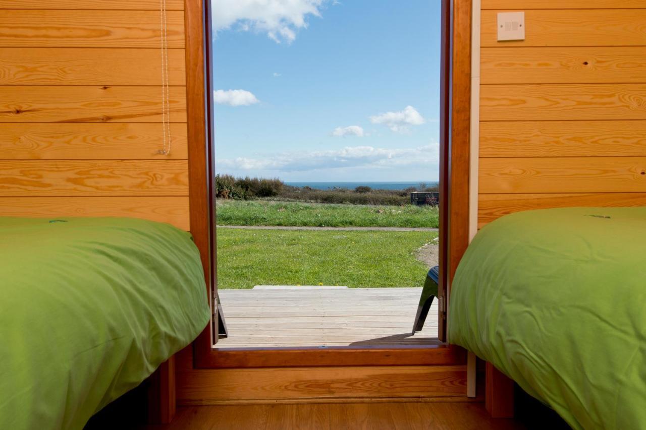 Yha Manorbier Hostel Tenby Exterior photo